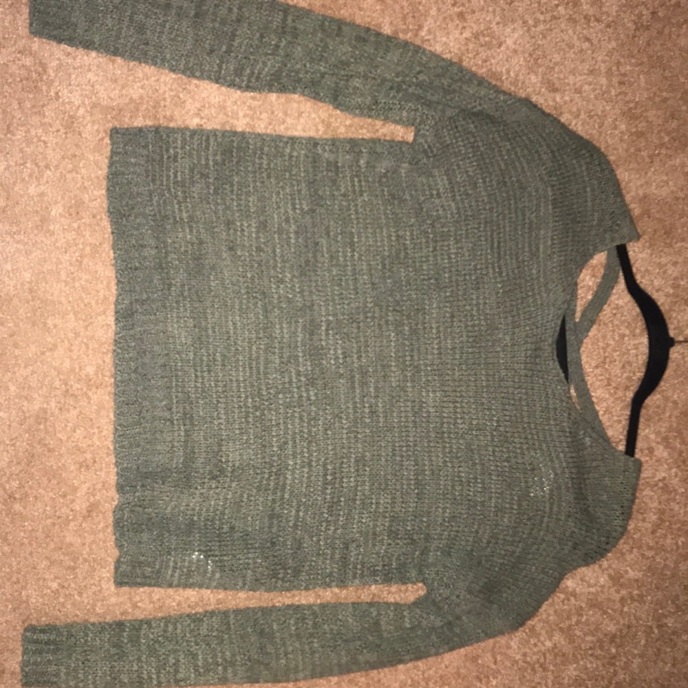 Sweater with cross back